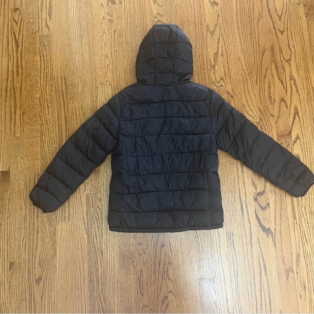 Amazon Essentials Packable Puffer Jacket - Picture 2 of 4